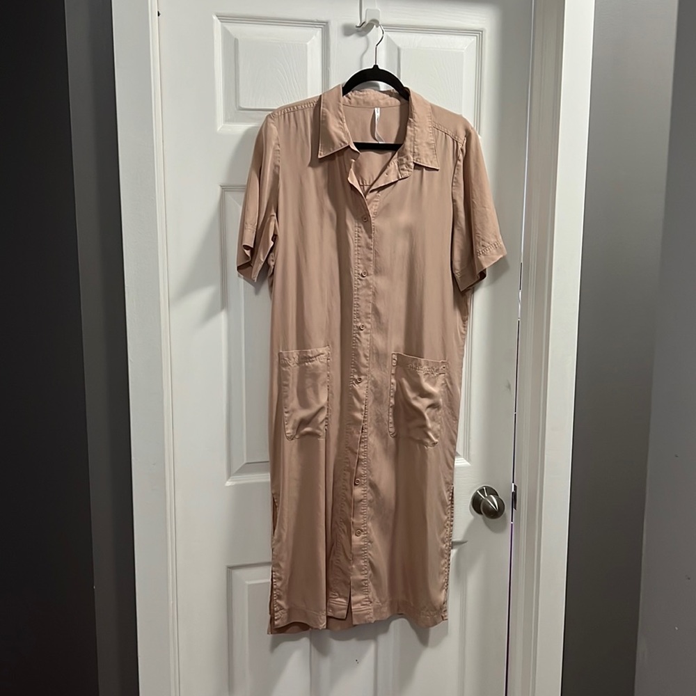 Paper label dress